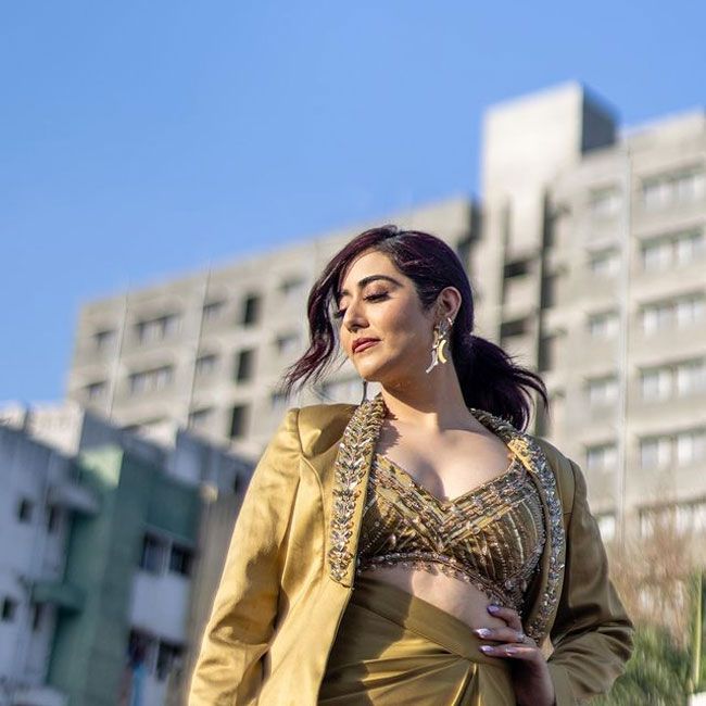 Staggering Poses Of Jonita Gandhi